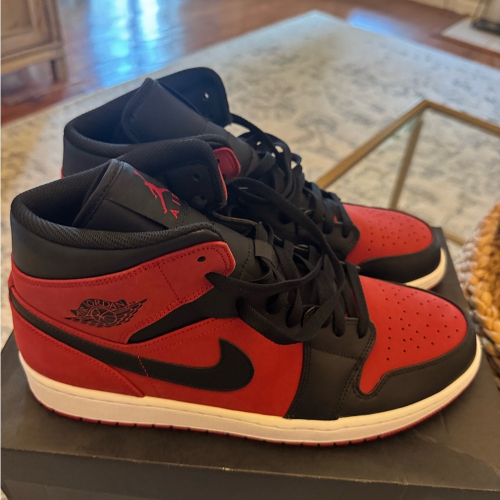 Jordan Men's Black and Red High-Top Sneakers